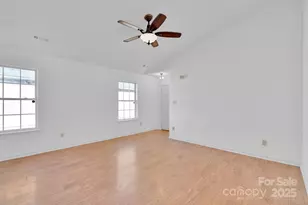 12049 Stewarts Crossing Dr, Charlotte, NC 28215 - Photo 13