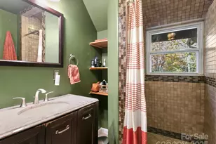 39 Little Piney Mountain Rd, Candler, NC 28715 - Photo 23