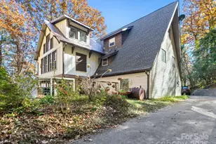 39 Little Piney Mountain Rd, Candler, NC 28715 - Photo 1