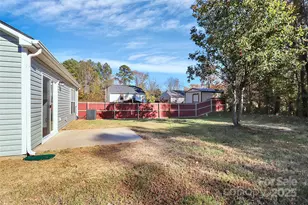 513 Stillgreen Ln, Charlotte, NC 28214 - Photo 33