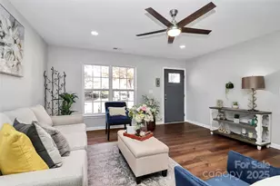 513 Stillgreen Ln, Charlotte, NC 28214 - Photo 5