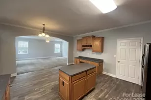 126 Cloister Ln, Mooresville, NC 28117 - Photo 5