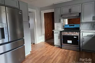 221 E Herman St, Newton, NC 28658 - Photo 19