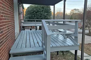 221 E Herman St, Newton, NC 28658 - Photo 7