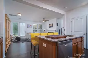 9547 Glenburn Ln, Charlotte, NC 28278 - Photo 3