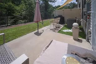 9547 Glenburn Ln, Charlotte, NC 28278 - Photo 31