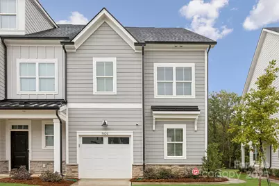 9420 Munsing Drive, Charlotte, NC 28269 - Photo 3