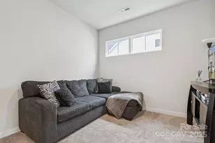 9420 Munsing Dr, Charlotte, NC 28269 - Photo 17