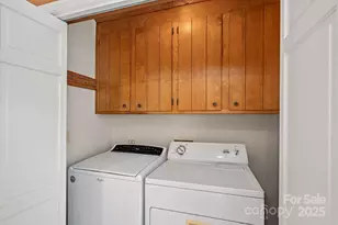 1622 Piccadilly Dr, Charlotte, NC 28211 - Photo 33