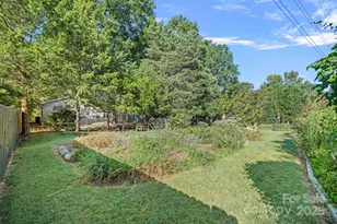 1622 Piccadilly Dr, Charlotte, NC 28211 - Photo 39