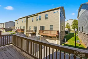 3039 Salix Bend Dr, Charlotte, NC 28205 - Photo 19