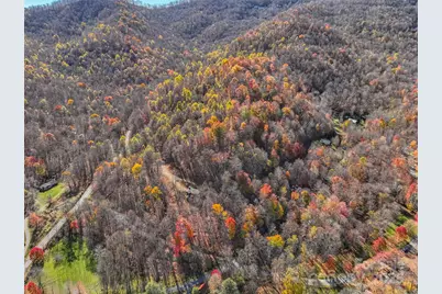 000 Pearl Way #12, Burnsville, NC 28714 - Photo 5