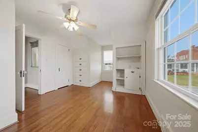 323 4th Street Place SW, Hickory, NC 28602 - Photo 19