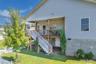 43 Middle St, Hendersonville, NC 28792 - Photo 35