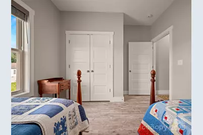 43 Middle Street, Hendersonville, NC 28792 - Photo 31