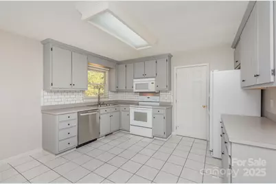 624 Dick Street, Albemarle, NC 28001 - Photo 7