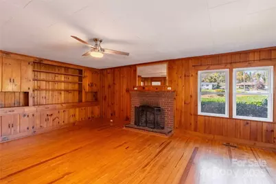 422 Hebron Road, Hendersonville, NC 28739 - Photo 21