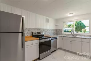 422 Hebron Rd, Hendersonville, NC 28739 - Photo 21