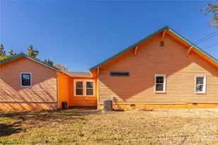 422 Hebron Rd, Hendersonville, NC 28739 - Photo 43