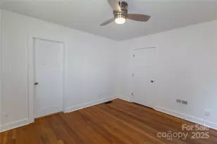 422 Hebron Rd, Hendersonville, NC 28739 - Photo 25