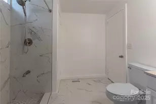 422 Hebron Rd, Hendersonville, NC 28739 - Photo 27