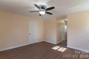 422 Hebron Rd, Hendersonville, NC 28739 - Photo 11