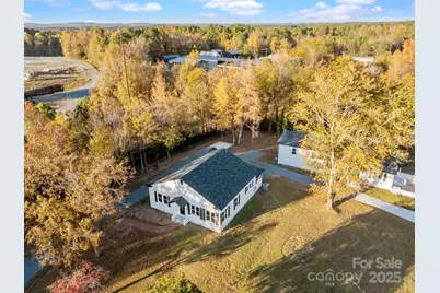 401 Julius Chambers Avenue, Mount Gilead, NC 27306 - Photo 37