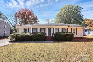 7401 Quail Ridge Dr, Charlotte, NC 28226 - Photo 1