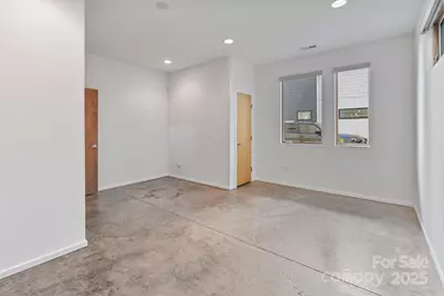 1004. Greenleaf Avenue #B, Charlotte, NC 28202 - Photo 7