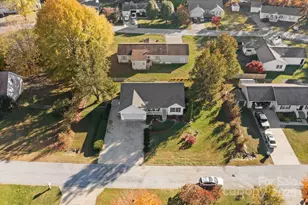 130 Sharons Way, East Flat Rock, NC 28726 - Photo 31