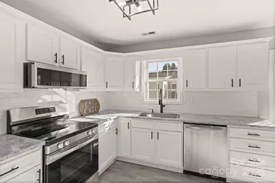 130 Sharons Way, East Flat Rock, NC 28726 - Photo 13