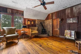 900 Fairview Farms Rd, Campobello, SC 29322 - Photo 23