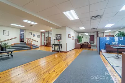 228 E Palmer Street, Franklin, NC 28734 - Photo 15