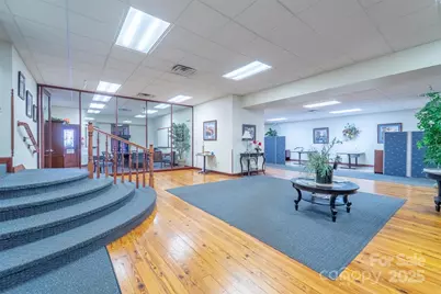 228 E Palmer Street, Franklin, NC 28734 - Photo 13