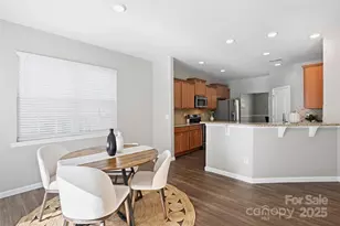 8026 Kelburn Ln, Charlotte, NC 28273 - Photo 11