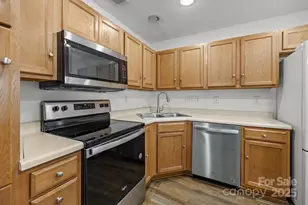 11812 Shoemaker Ln, Charlotte, NC 28270 - Photo 3