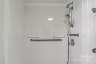 201 Cranbrook Cir, Hendersonville, NC 28792 - Photo 25