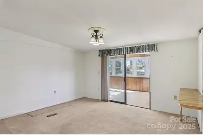 201 Cranbrook Circle, Hendersonville, NC 28792 - Photo 11