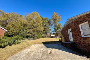 510 Martha Ave, Gastonia, NC 28052 - Photo 17