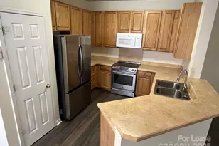 8603 Wandering Creek Way, Charlotte, NC 28227 - Photo 5