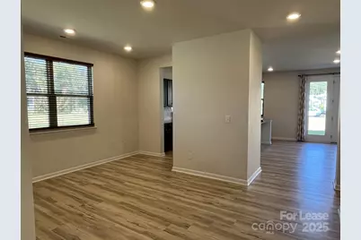 2014 Birch Arbor Court, Charlotte, NC 28215 - Photo 9