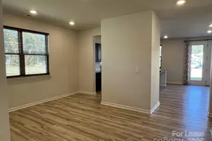 2014 Birch Arbor Ct, Charlotte, NC 28215 - Photo 9