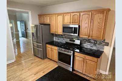 8619 Delamere Lane, Charlotte, NC 28269 - Photo 7