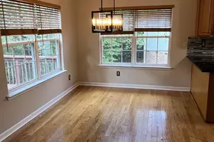 8619 Delamere Ln, Charlotte, NC 28269 - Photo 9