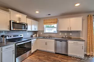 110 Clear Creek Ln, Waynesville, NC 28785 - Photo 5