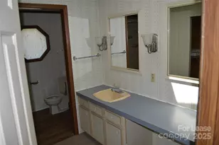 125 Broadview Cir, Mooresville, NC 28117 - Photo 15