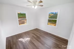 349 Wakefield Dr, Charlotte, NC 28209 - Photo 3