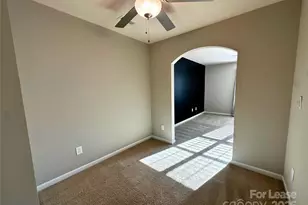 4007 Marygrove Ct, Charlotte, NC 28213 - Photo 11