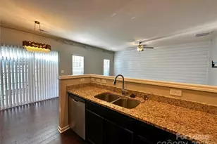 4007 Marygrove Ct, Charlotte, NC 28213 - Photo 5