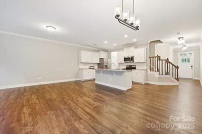 5020 Harris Woods Boulevard, Charlotte, NC 28269 - Photo 11